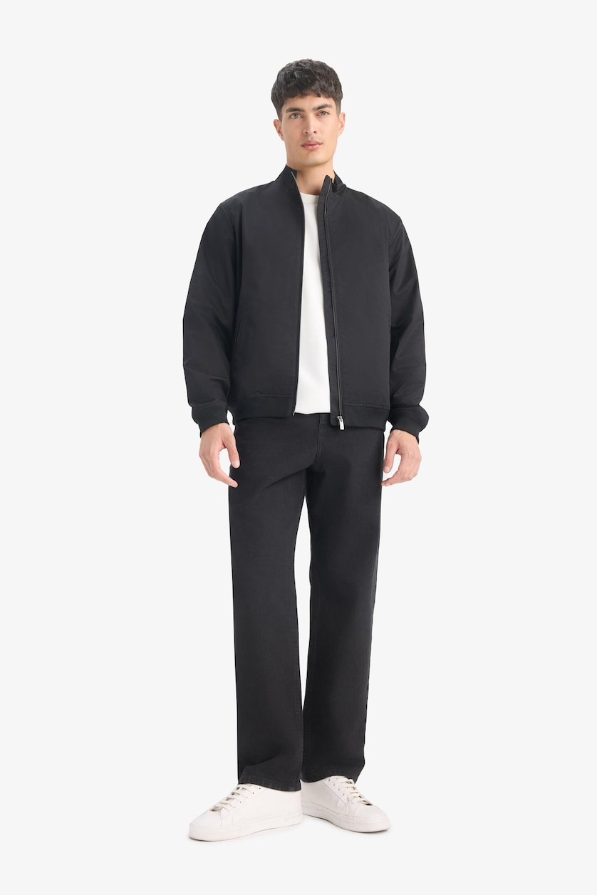Men Black Zipper Puffer Jacket