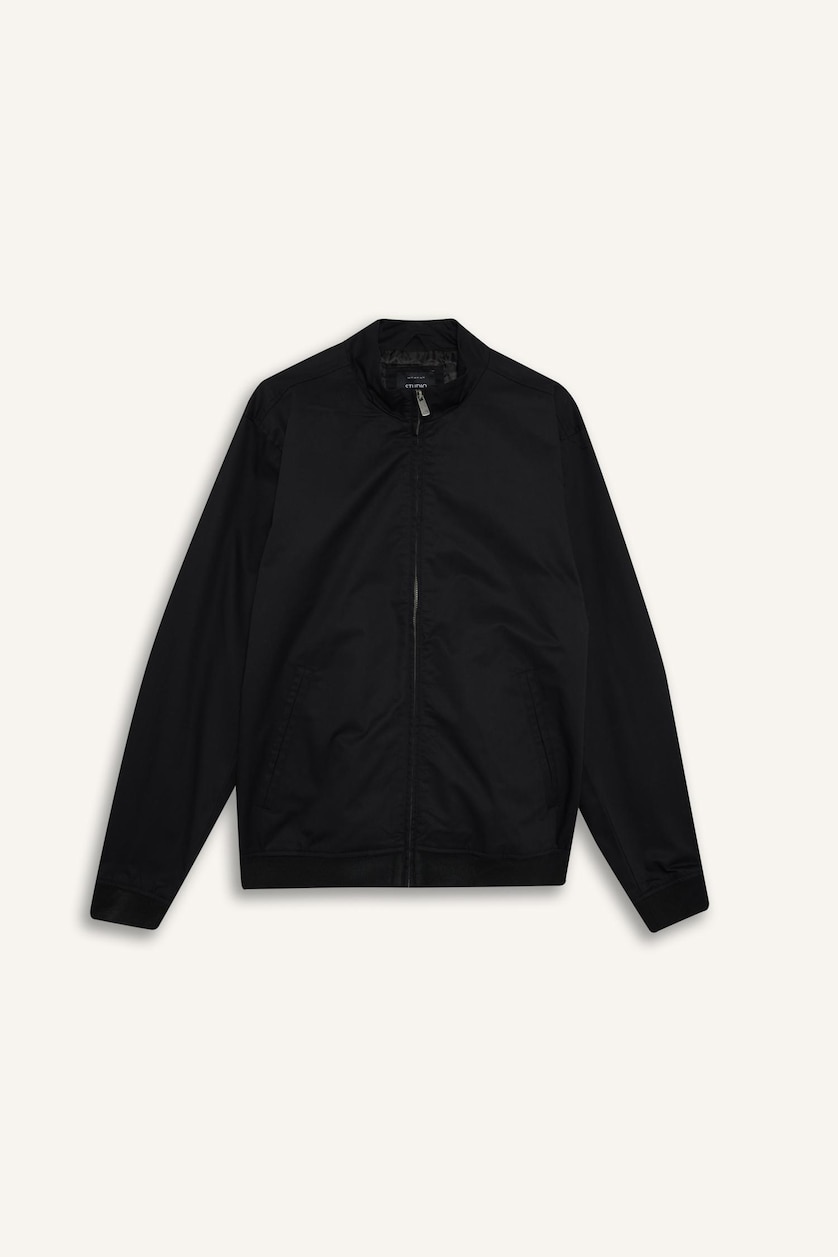 Men Black Zipper Puffer Jacket