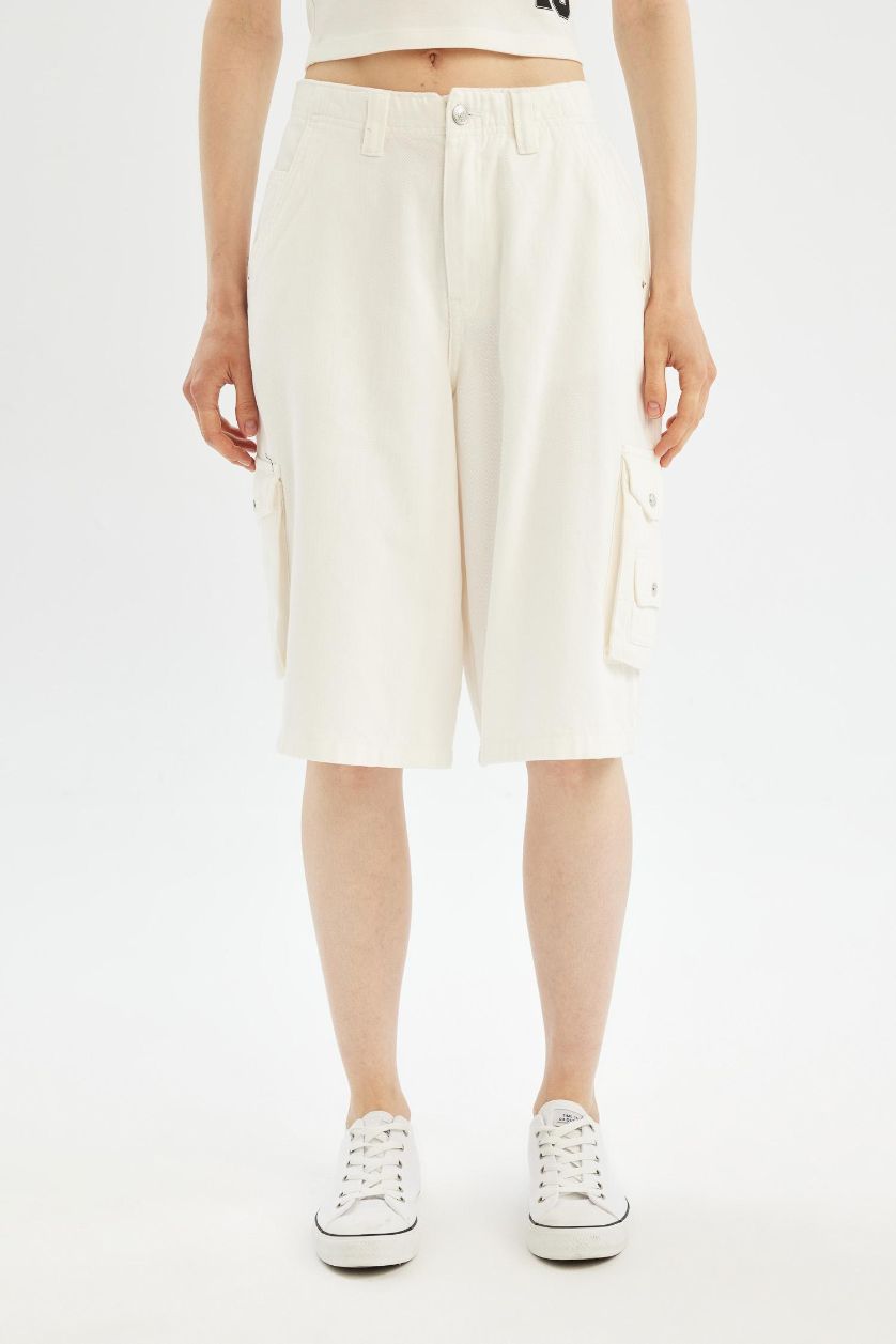 حريمي اوف وايت شورت برمودا جبردين بخصر عالي