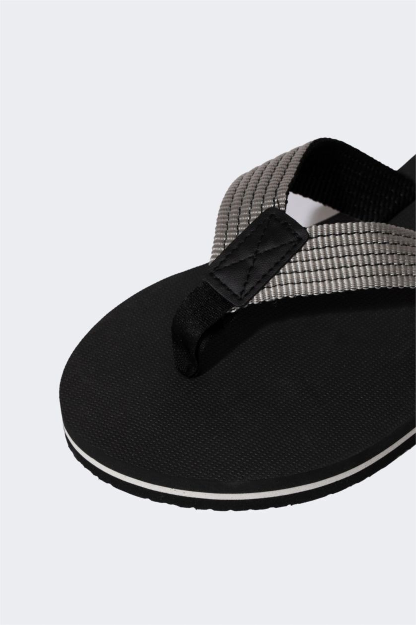 Man Black Man Flat Sole Flip Flop Slippers
