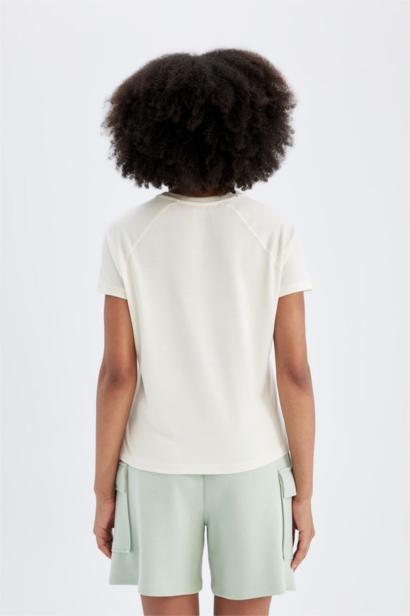 Kadın Kum DeFactoFit Crop Bisiklet Yaka Sporcu Modal Kısa Kollu Tişört
