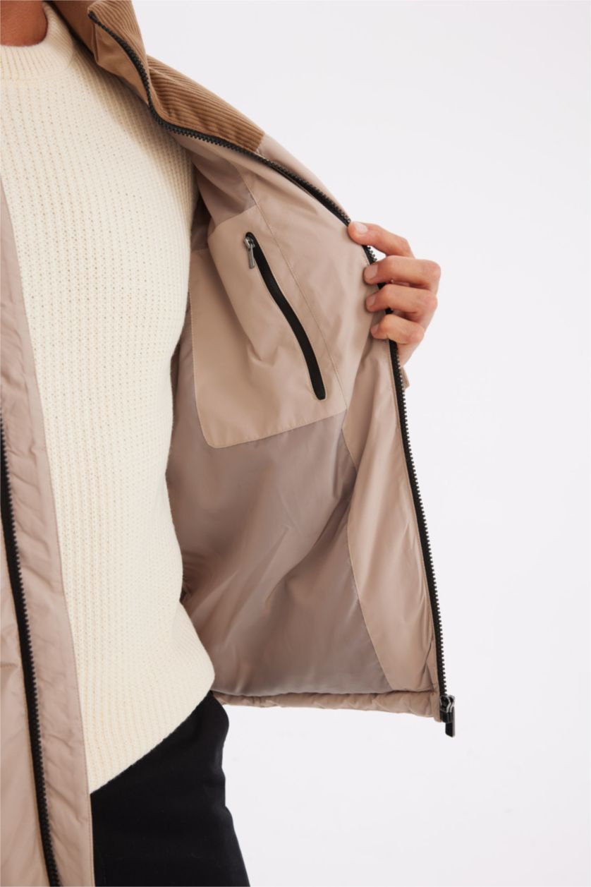 Erkek Bej Su Geçirmez Şişme Mont Slim Fit Dar Kesim Dik Yaka Fermuarlı Cepli