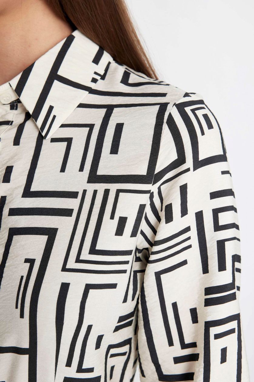 Woman Black Shirt Collar Printed Dress