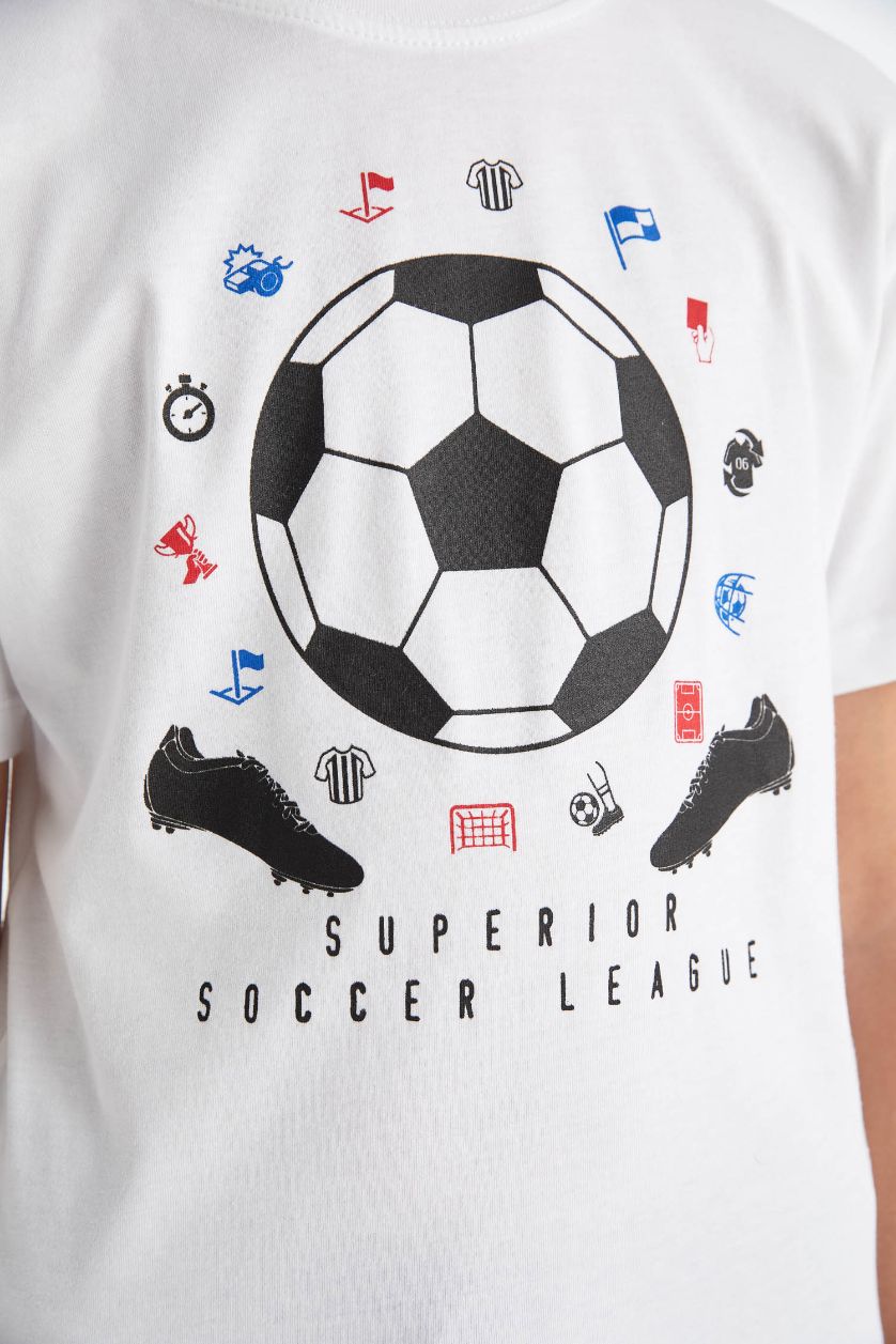 أولاد أبيض سيت ولادي شورت وتيشيرت - قطعتين