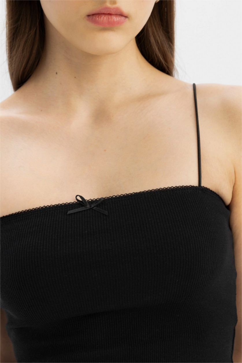 نساء أسود كيمونه كروب توب سليم فيت بحمالات رفيعة