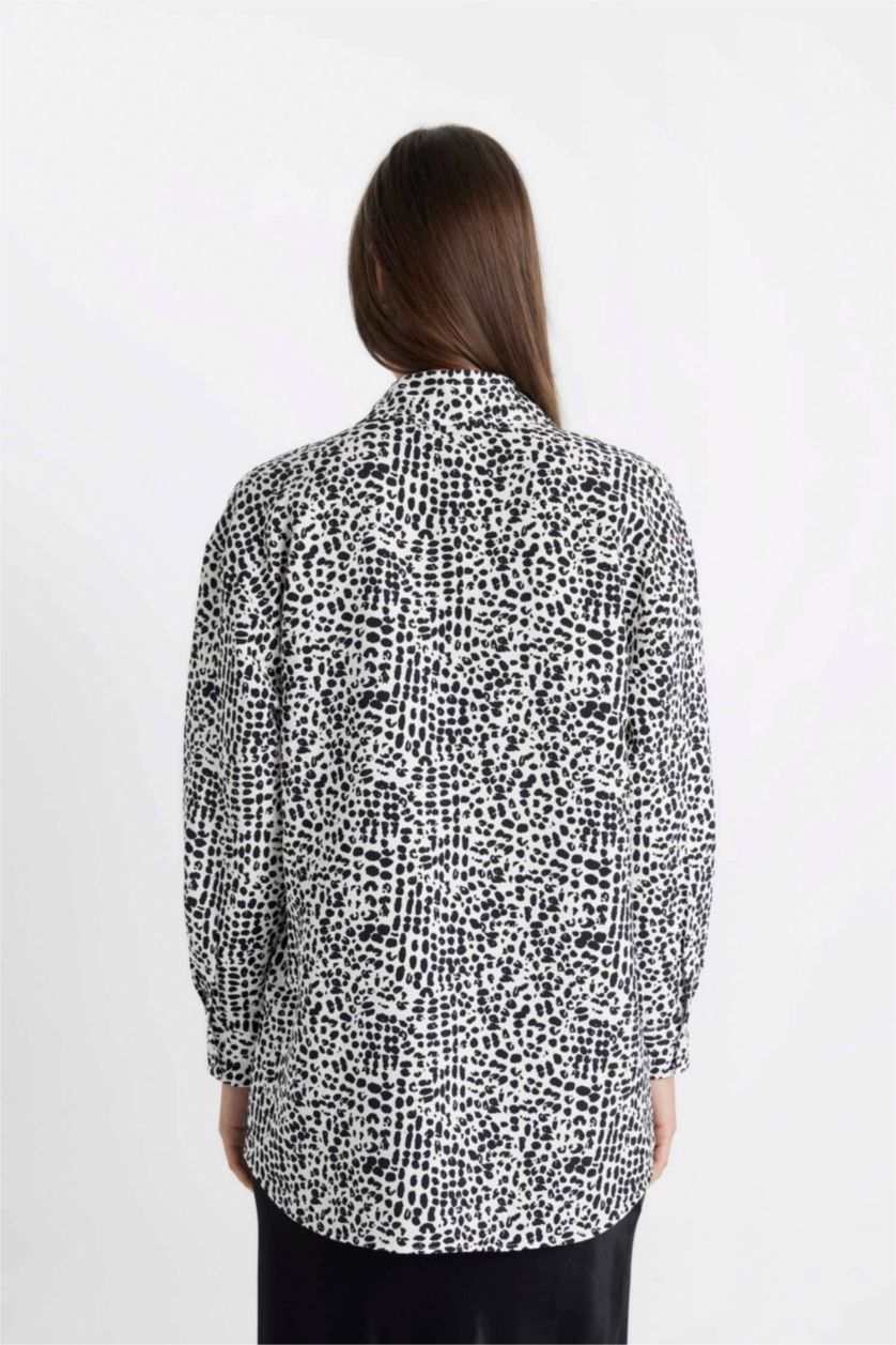 نساء بيج فاتح قميص طويل مطبوع قصة مريحة