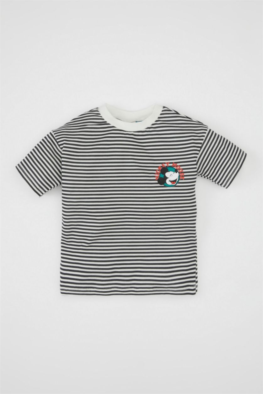 طفل صغير بيج فاتح تيشيرت قصة عادية من ديزني ميكي وميني