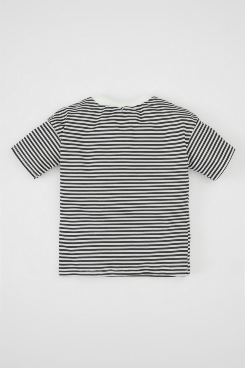 طفل صغير بيج فاتح تيشيرت قصة عادية من ديزني ميكي وميني