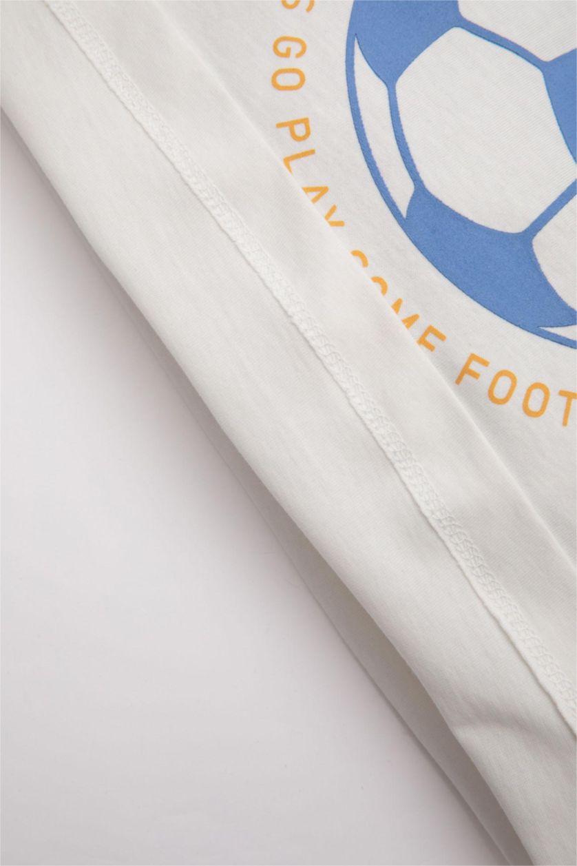 طفل صغير بيج فاتح طقم بيبي اولادي شورت وتيشيرت - قطعتين