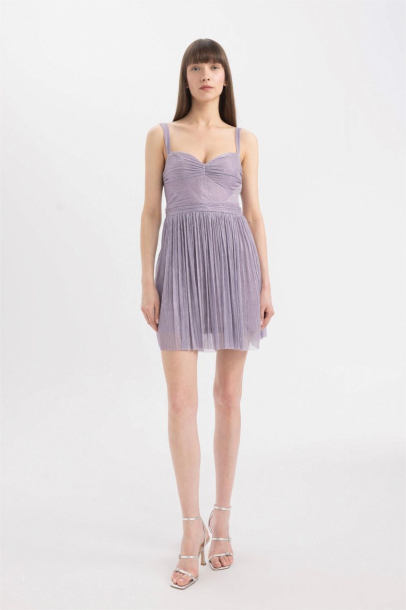 Kadın Lila Kalp Yaka Parlak Kumaş Askılı Mini Abiye Elbise