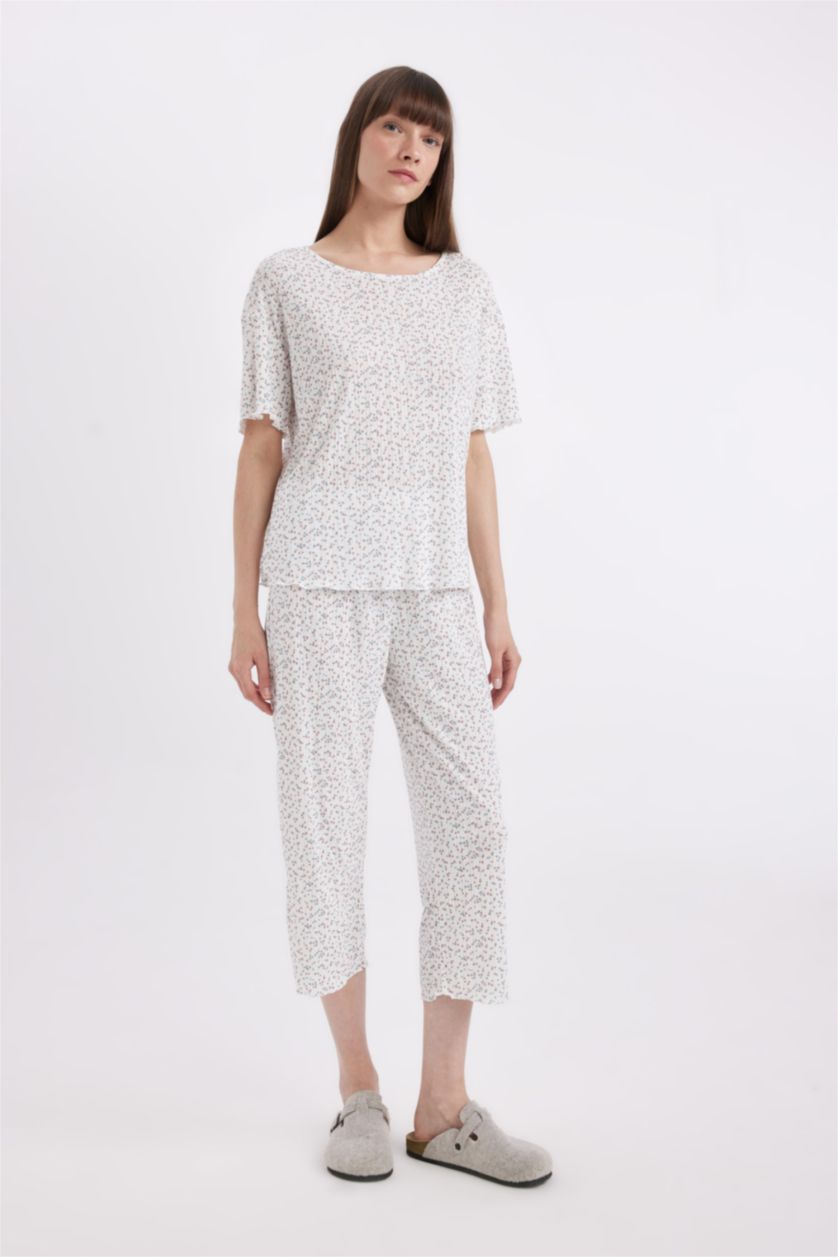 Woman White Fall in Love Regular Fit Patterned 2 Piece Pajama Set