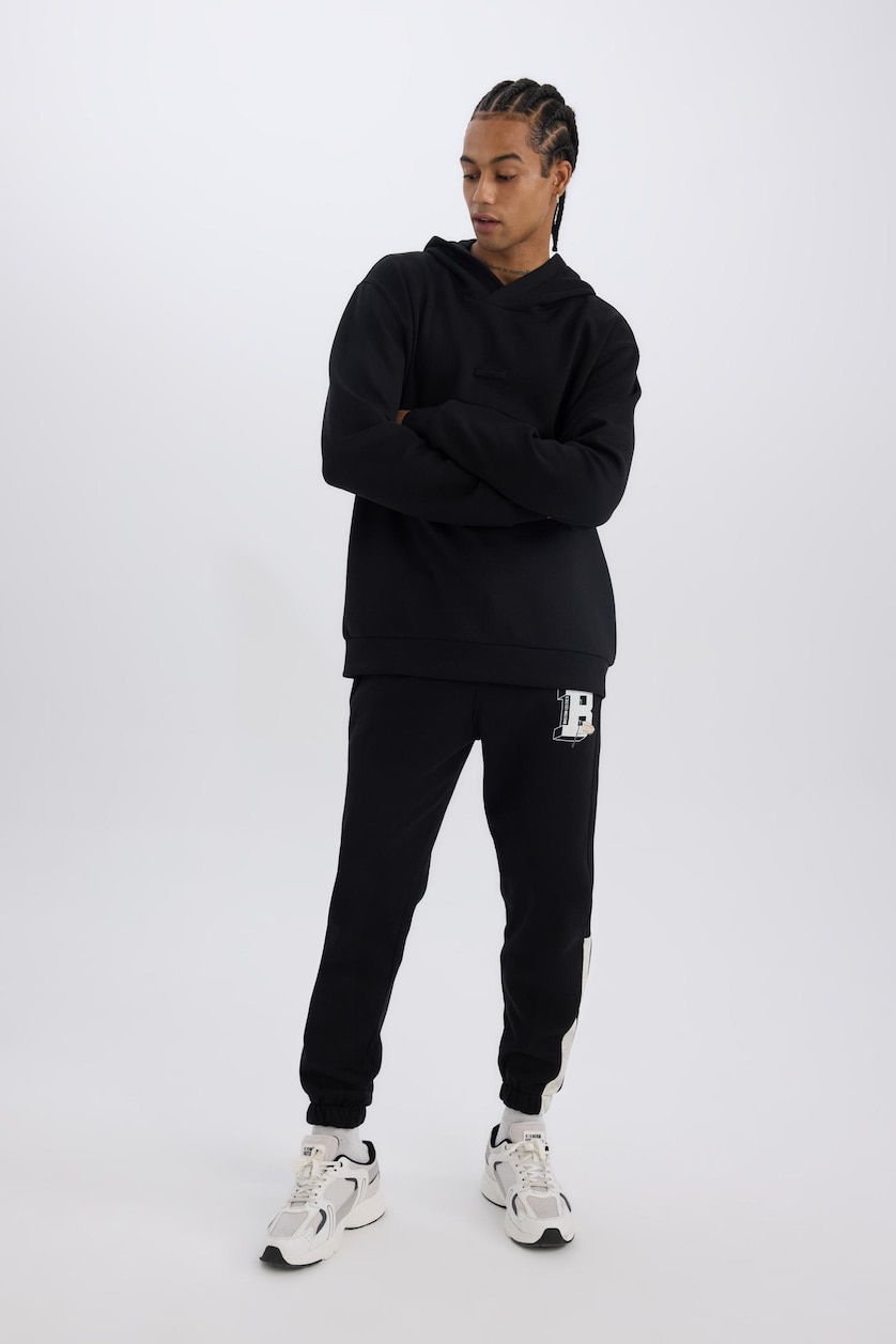 Men Black Standard Fit Thick Sweatshirt Fabric Jogger