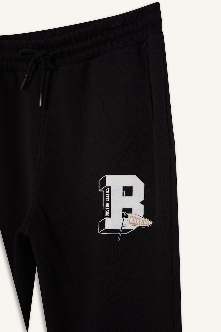 Men Black Standard Fit Thick Sweatshirt Fabric Jogger