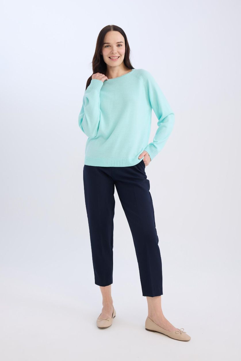 Woman Light Mint Regular Fit Crew Neck Glitter Detailed Knitted Tunic