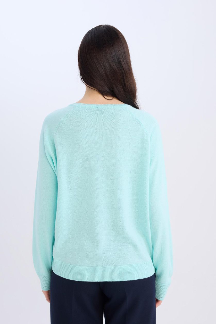Woman Light Mint Regular Fit Crew Neck Glitter Detailed Knitted Tunic