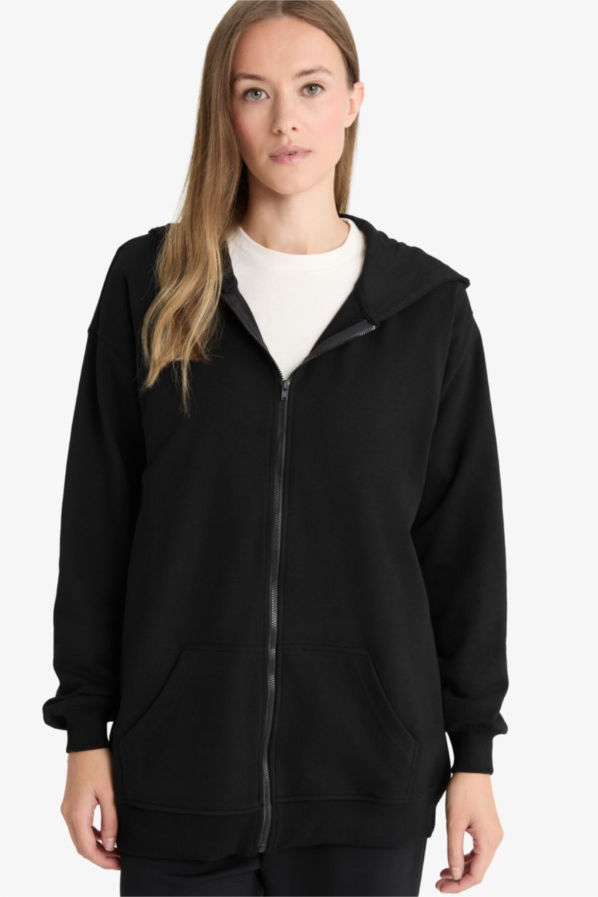 Kadın Siyah Regular Fit Kapüşonlu İçi Yumuşak Tüylü Kalın Fermuarlı Sweatshirt