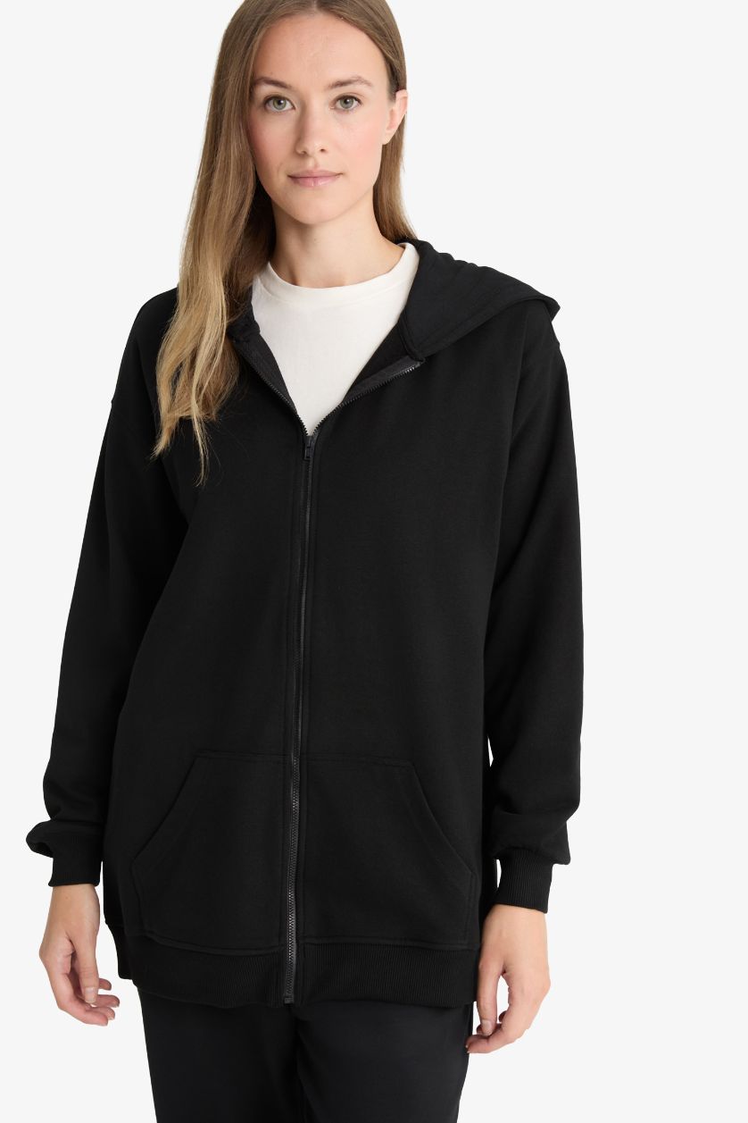 Kadın Siyah Regular Fit Kapüşonlu İçi Yumuşak Tüylü Kalın Fermuarlı Sweatshirt