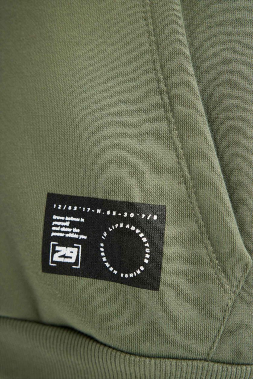 أولادي كاكي فاتح سويت شيرت اولادي اوفر سايز بجيب