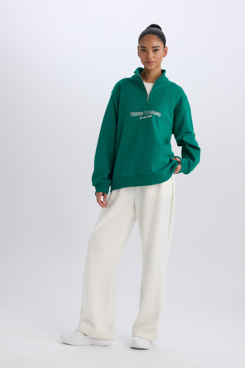 Women Green Oversize Fit Sweatshirt