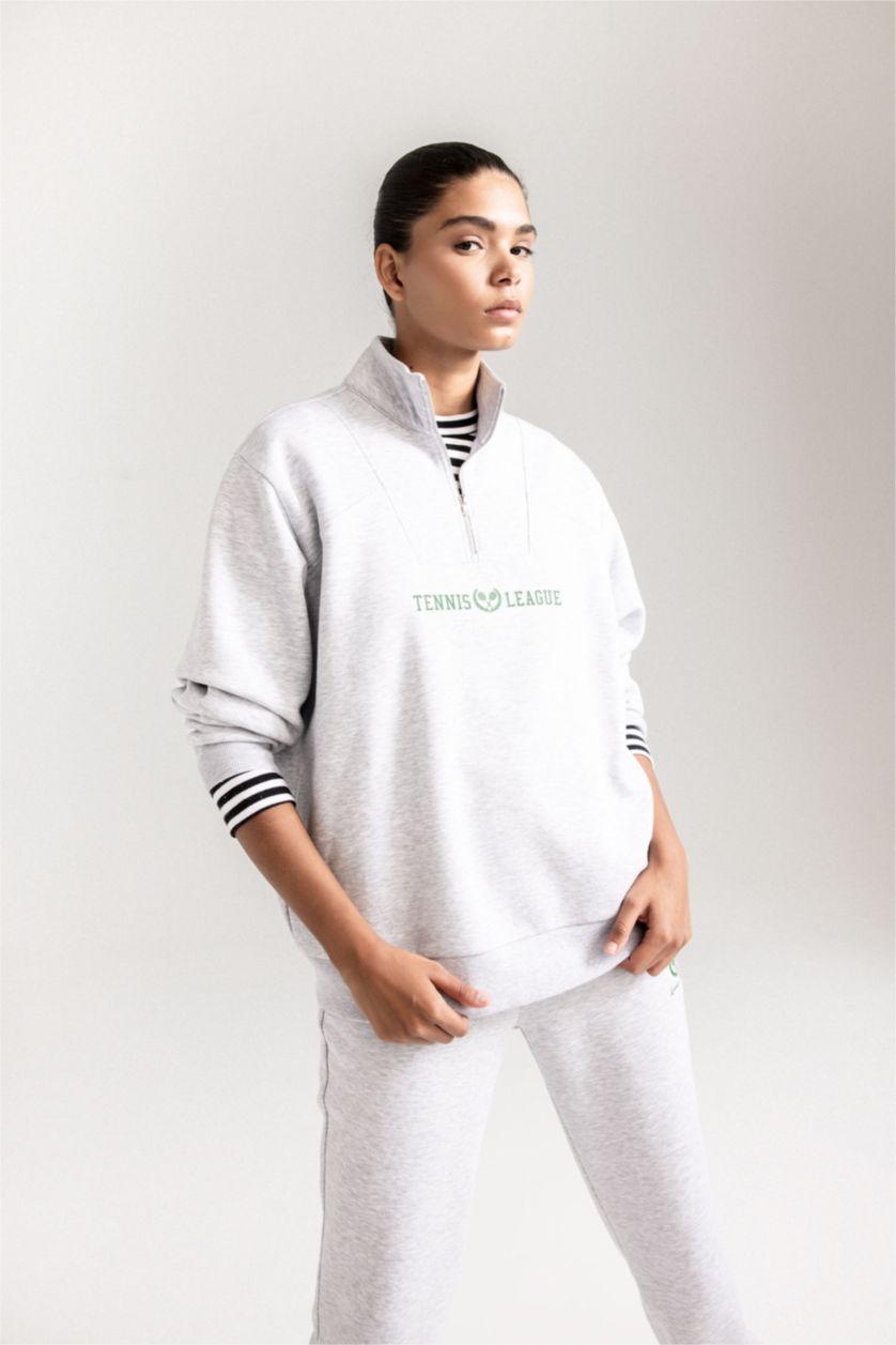 Kadın Gri Melanj Oversize Geniş Kalıp Dik Yaka Spor Baskılı Sporcu Sweatshirt
