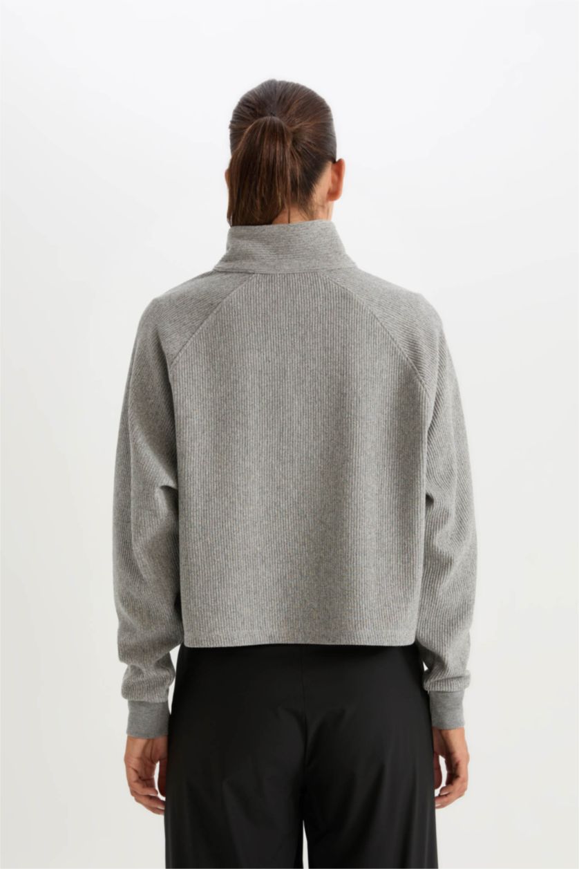 FEMME Gris Sweat-shirt de sport à col montant zippé de DeFactoFit