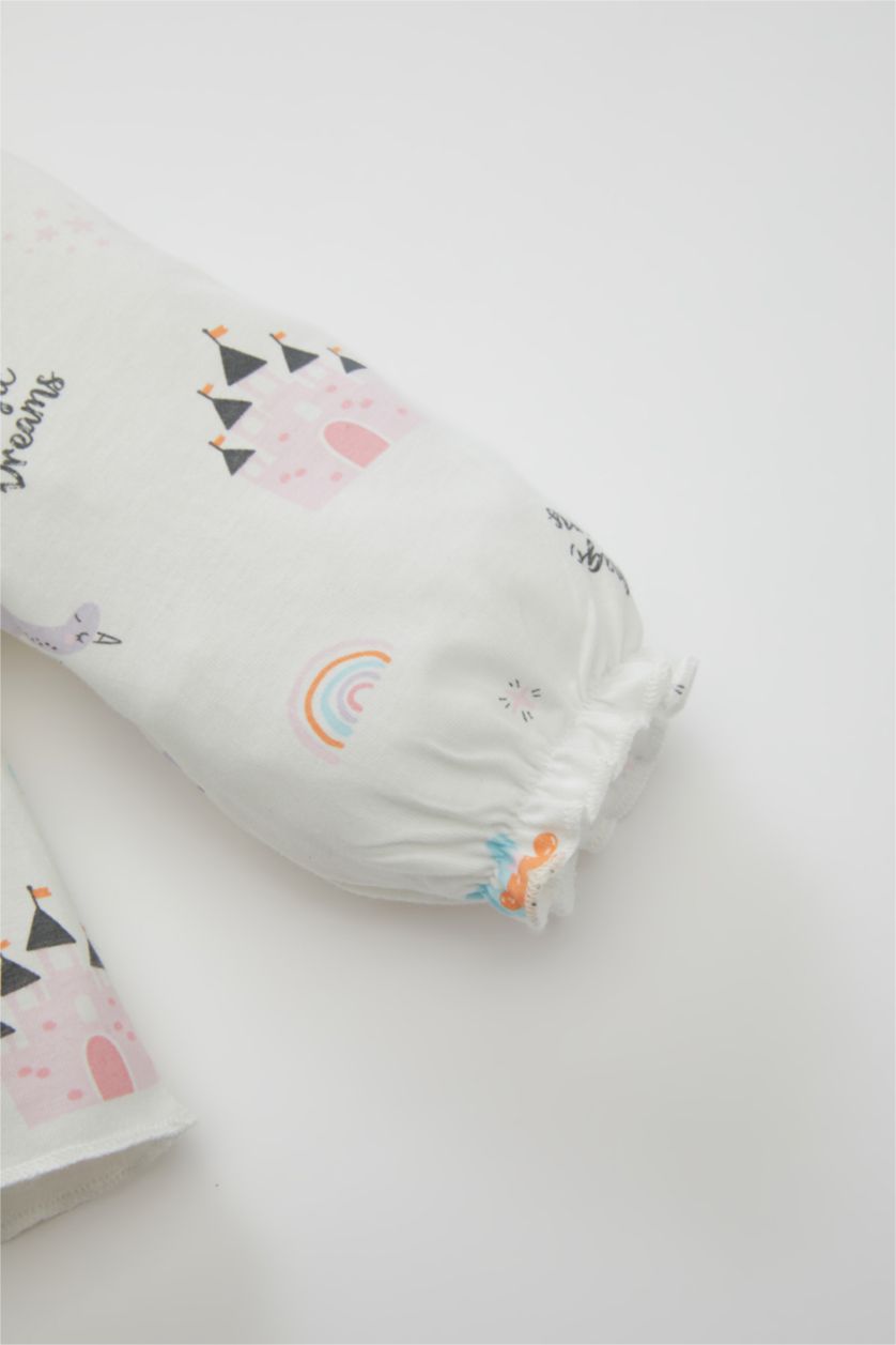 Kız Bebek Kırık Beyaz Kız Bebek Pijama Takımı Baskılı Uzun Kollu Üst Beli Lastikli Uzun Alt Penye