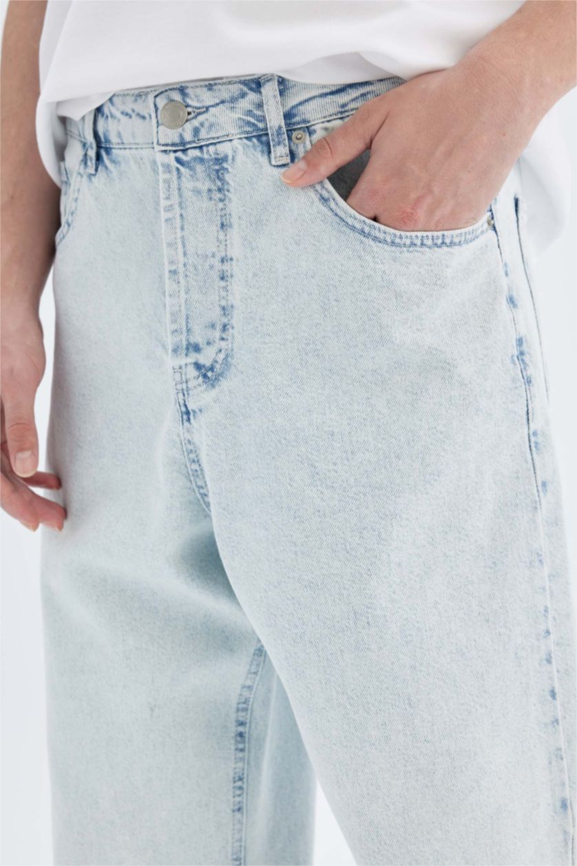 رجال أزرق ثلجي Baggy Fit Trousers