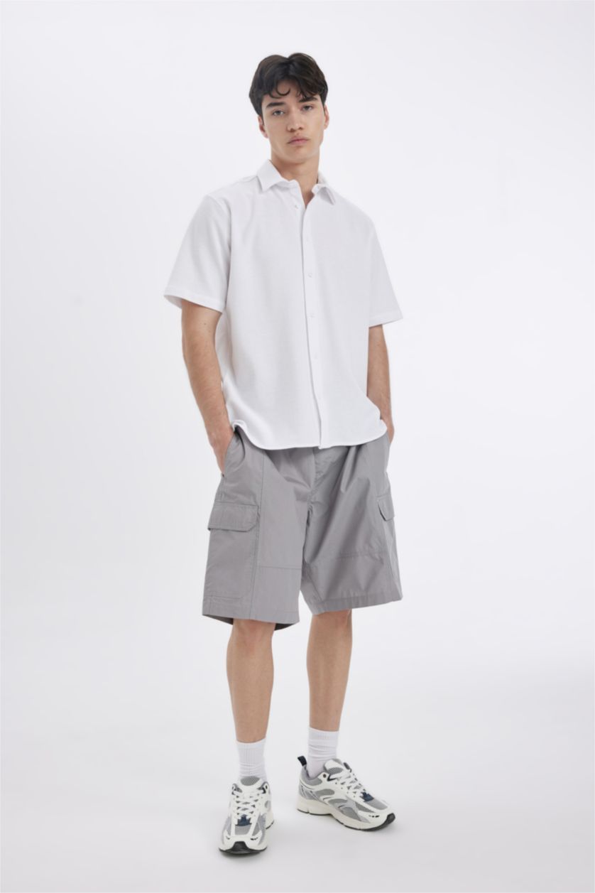Men White Regular Fit Cotton Short Sleeve Shirt
