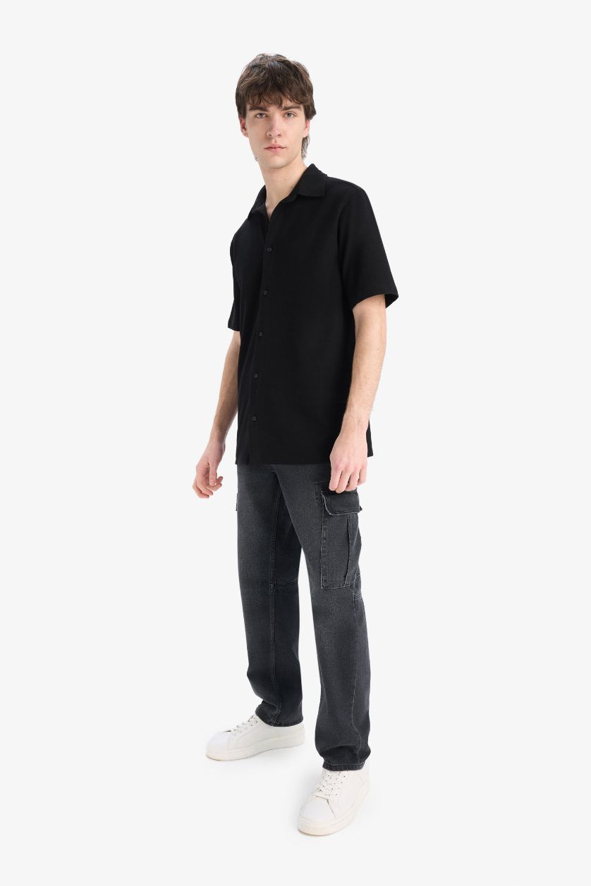 Man Black Regular Fit Cotton Short Sleeve Shirt