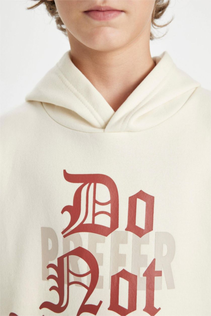 أولاد اللون الرملي سويت شيرت ولادي واسع ثقيل بغطاء للرأس وطبعة حروف