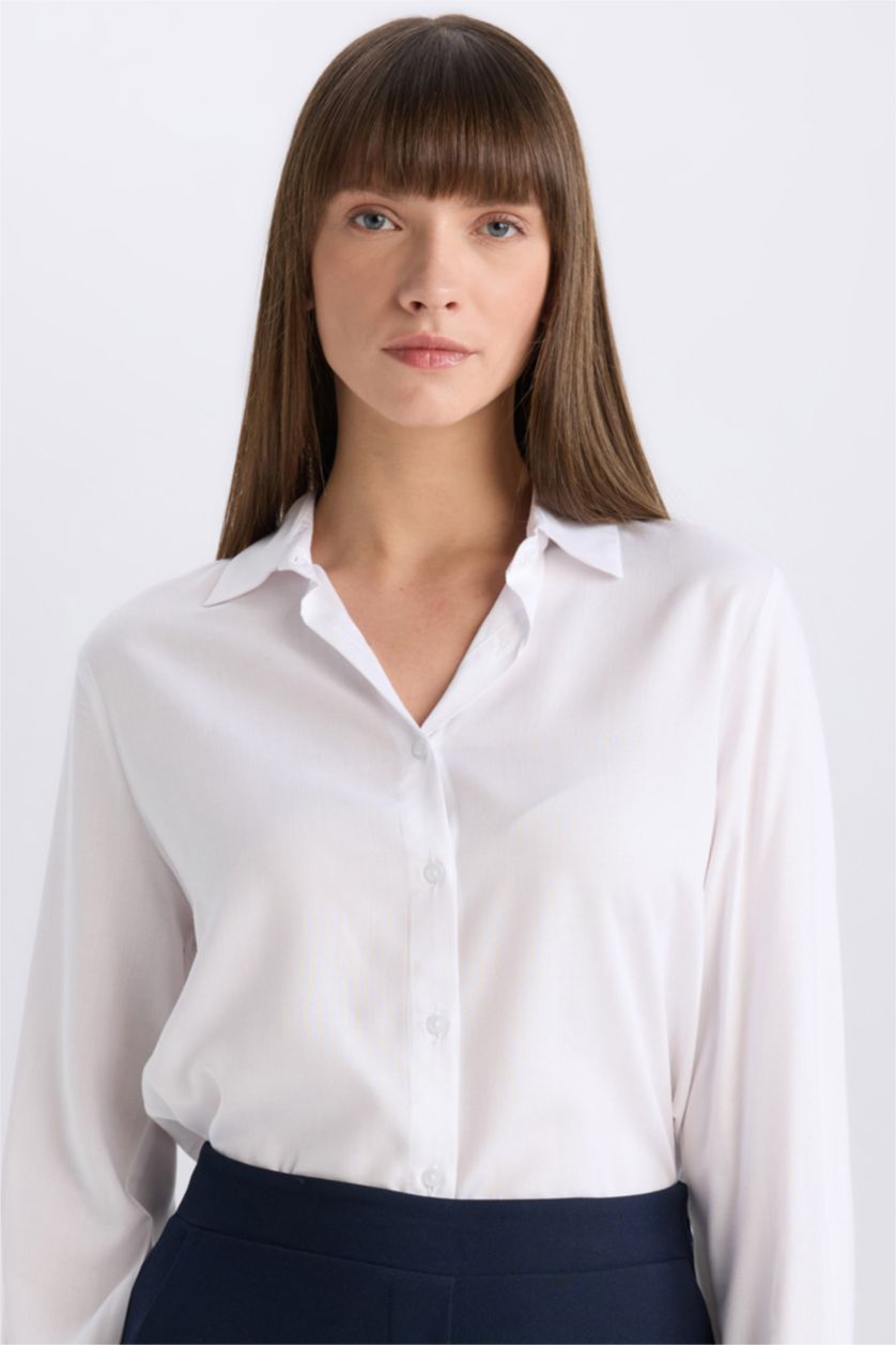 حريمي أبيض قميص كم طويل اوفر سايز بياقة قميص