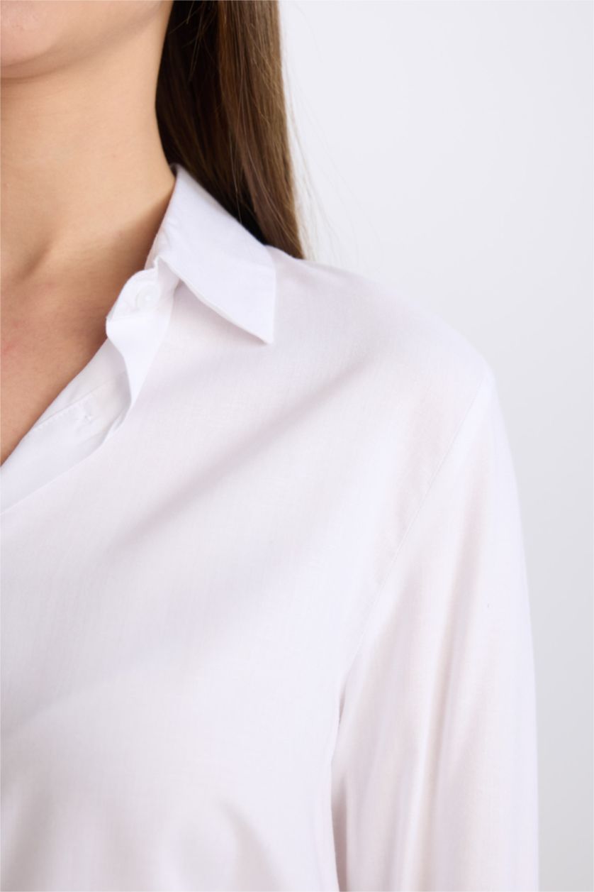 حريمي أبيض قميص كم طويل اوفر سايز بياقة قميص