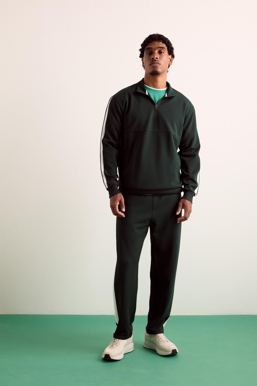 Erkek Koyu Yeşil Standart Fit Dik Yaka Sporcu Basic Sweatshirt