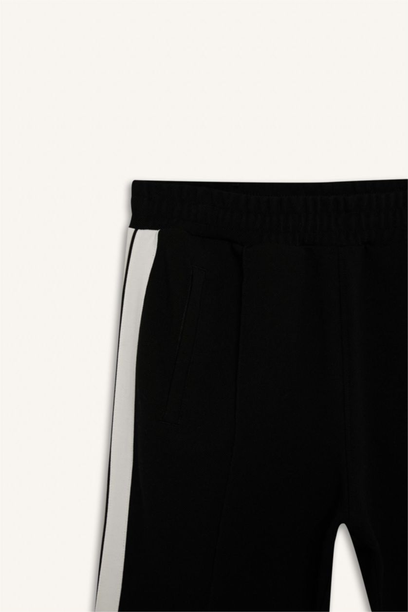 Erkek Siyah Sporcu Jogger Eşofman Altı Standart Fit Standart Paça Beli Lastikli Cepli