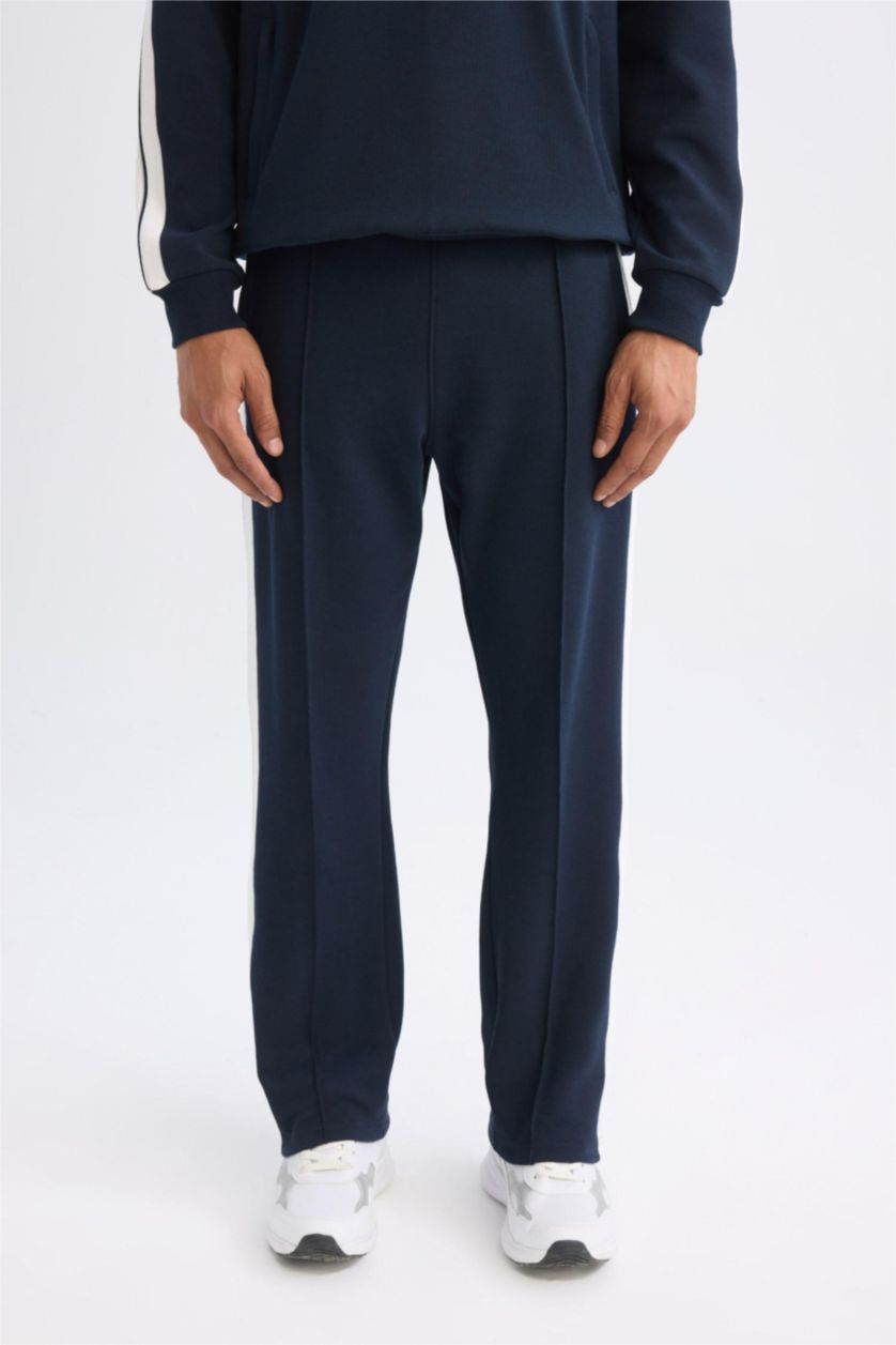 Erkek Lacivert Sporcu Jogger Eşofman Altı Standart Fit Standart Paça Beli Lastikli Cepli