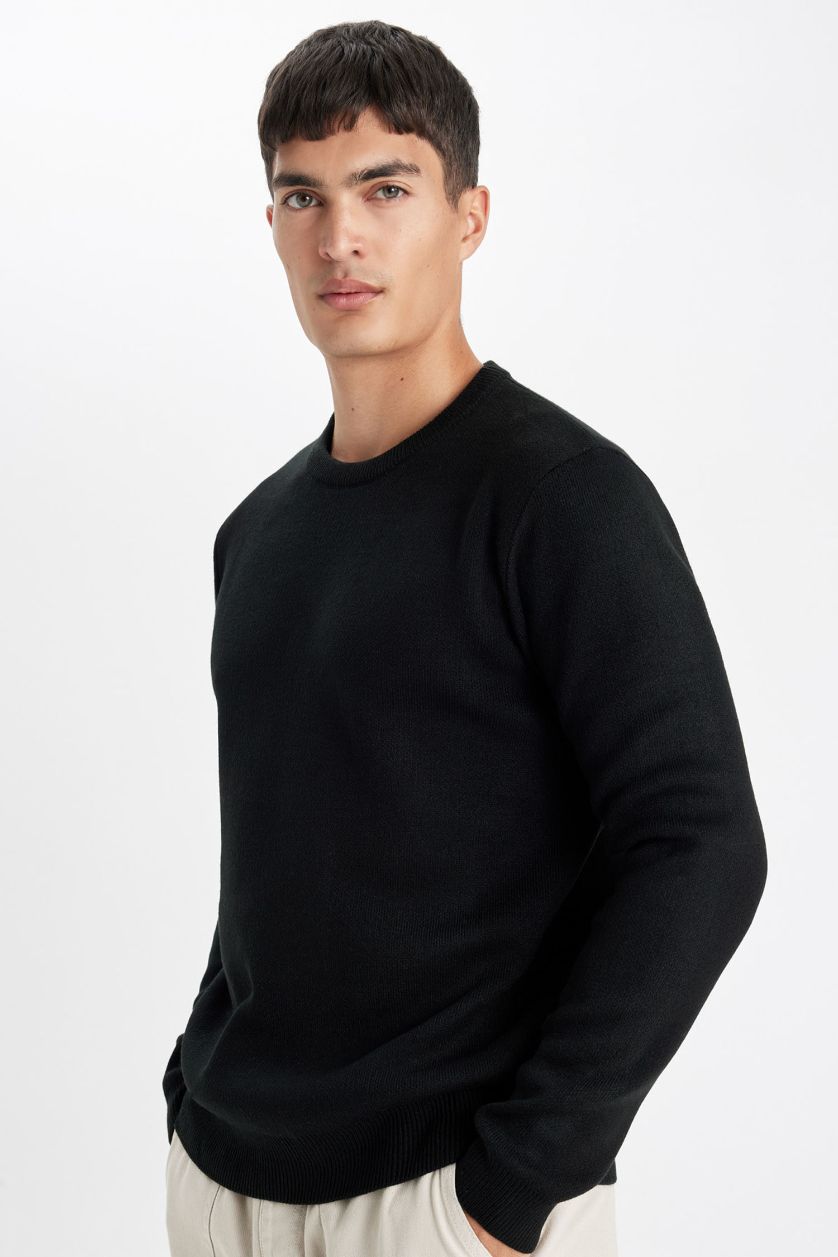 MAN Black Standard Fit Crew Neck Basic Knitted Pullover
