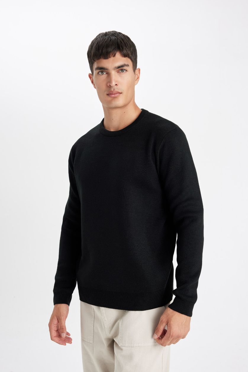 MAN Black Standard Fit Crew Neck Basic Knitted Pullover