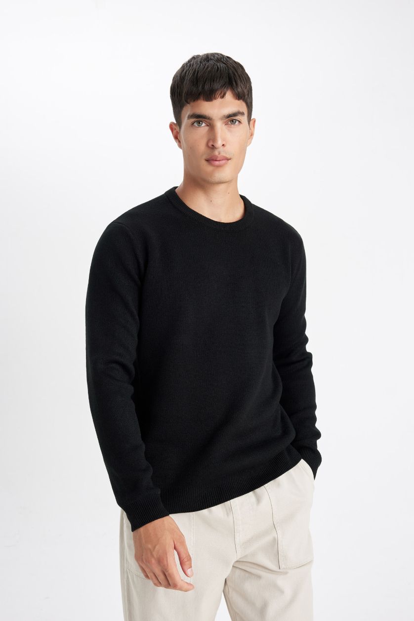 MAN Black Standard Fit Crew Neck Basic Knitted Pullover