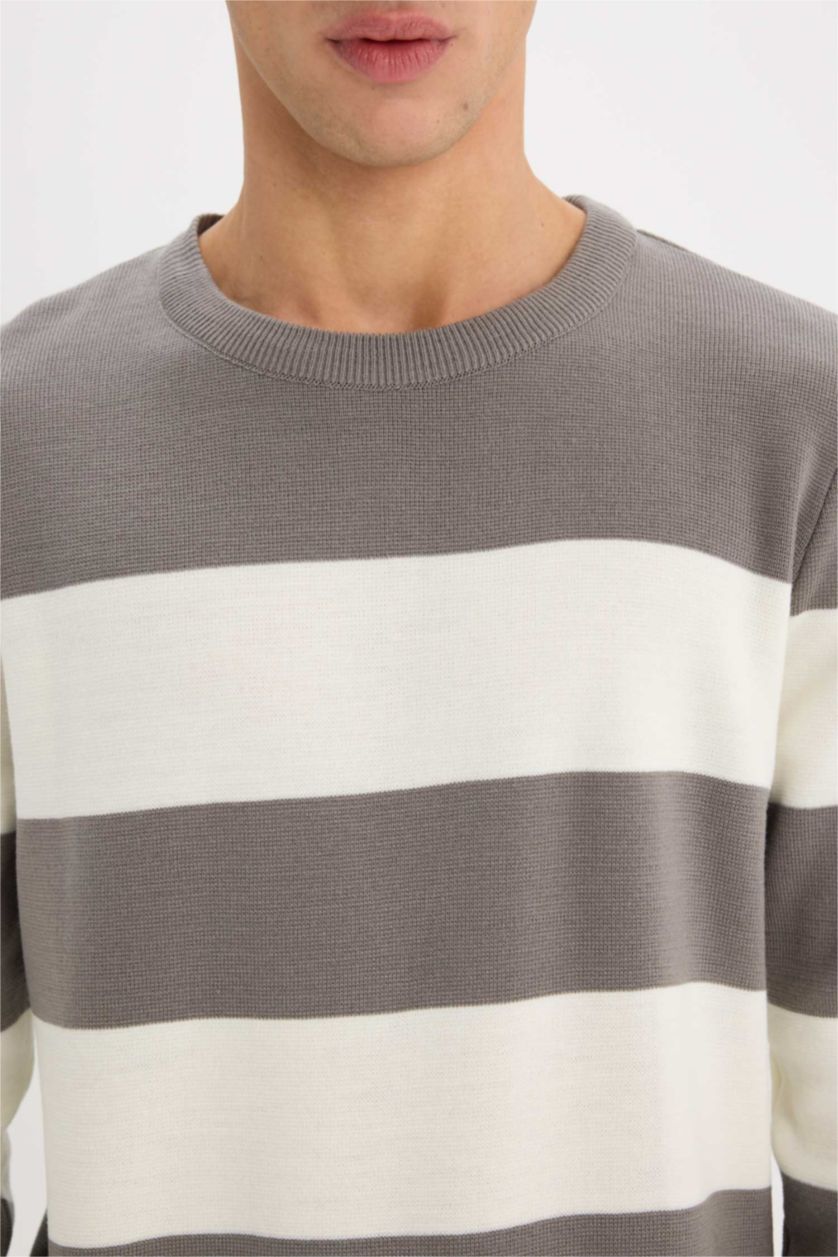 MAN Dark Grey Standard Fit Crew Neck Knitwear Pullover