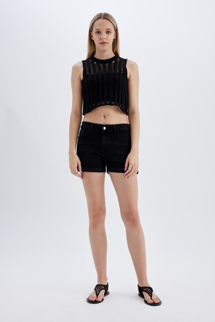 Kadın Siyah Regular Fit Crop Bisiklet Yaka Kroşe Atlet