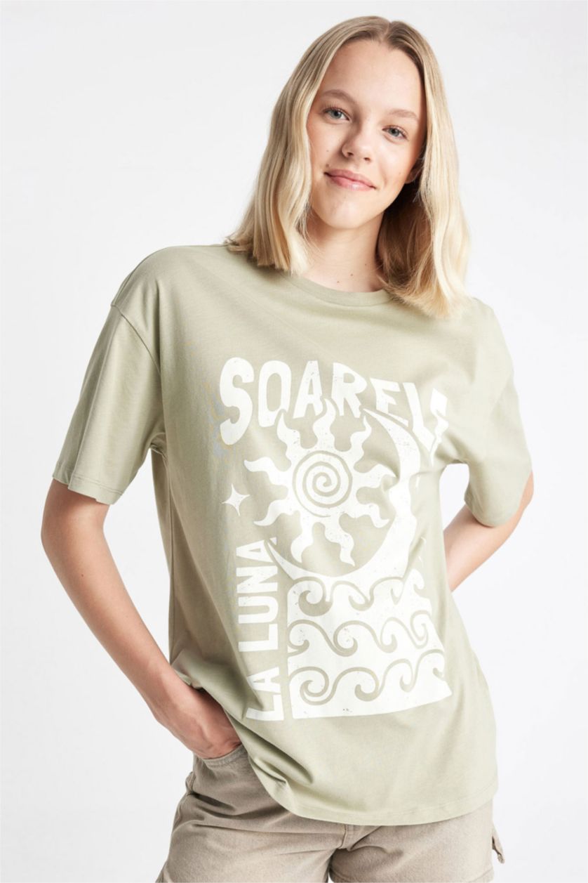 نساء كاكي فاتح تي شيرت نص كم مطبوع اوفر سايز بياقة مستديرة