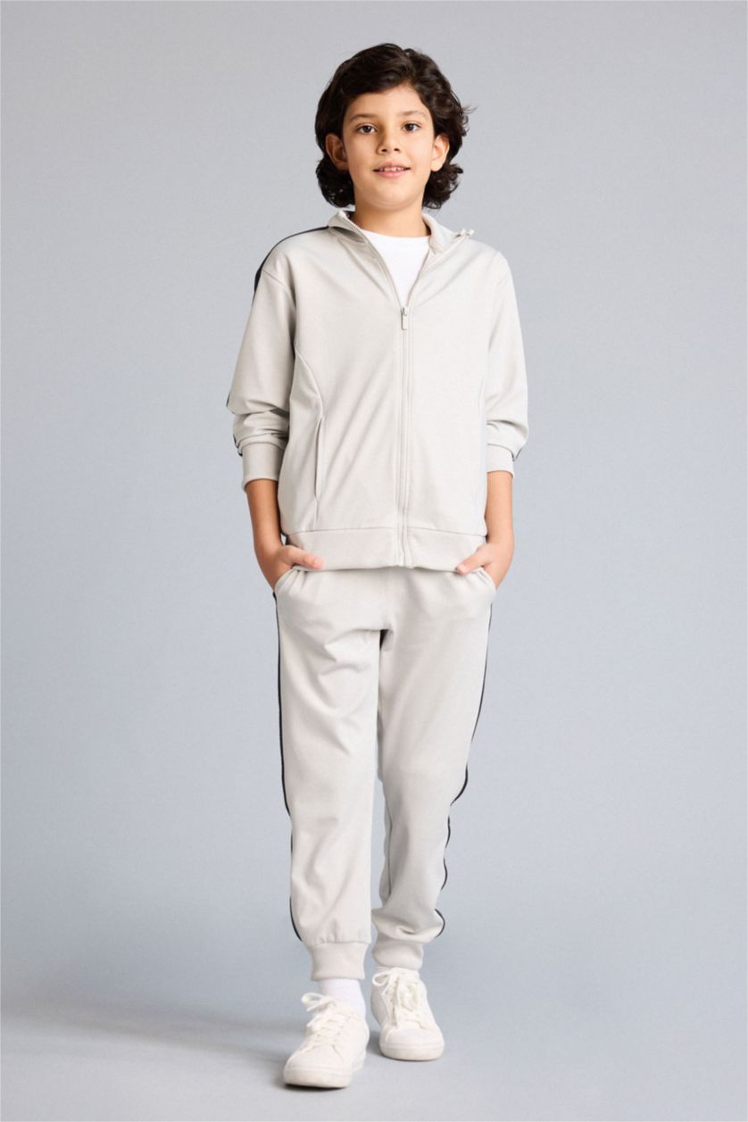 أولاد رمادي فاتح سيت ولادي - قطعتين