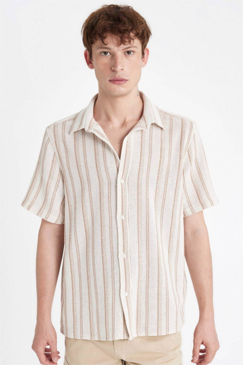 Erkek Bej Regular Fit Yazlık Çizgili Kısa Kollu Gömlek