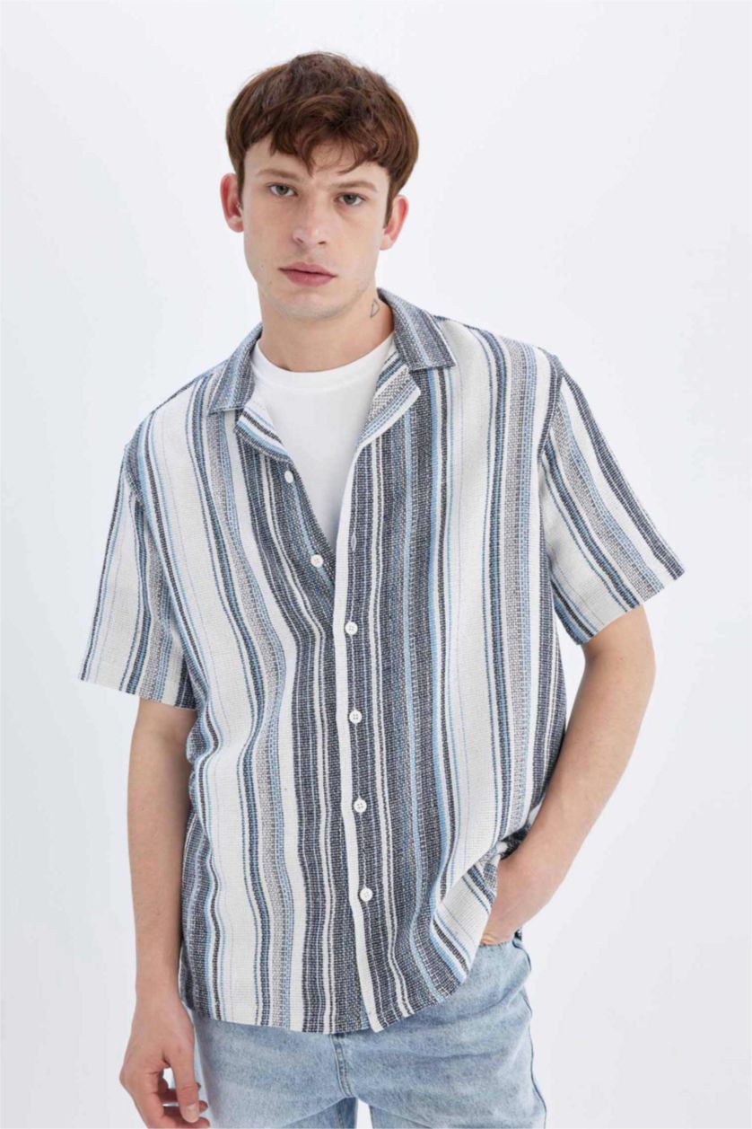 Man NAVY Regular Fit Resort Collar Striped Short Sleeve Shirt