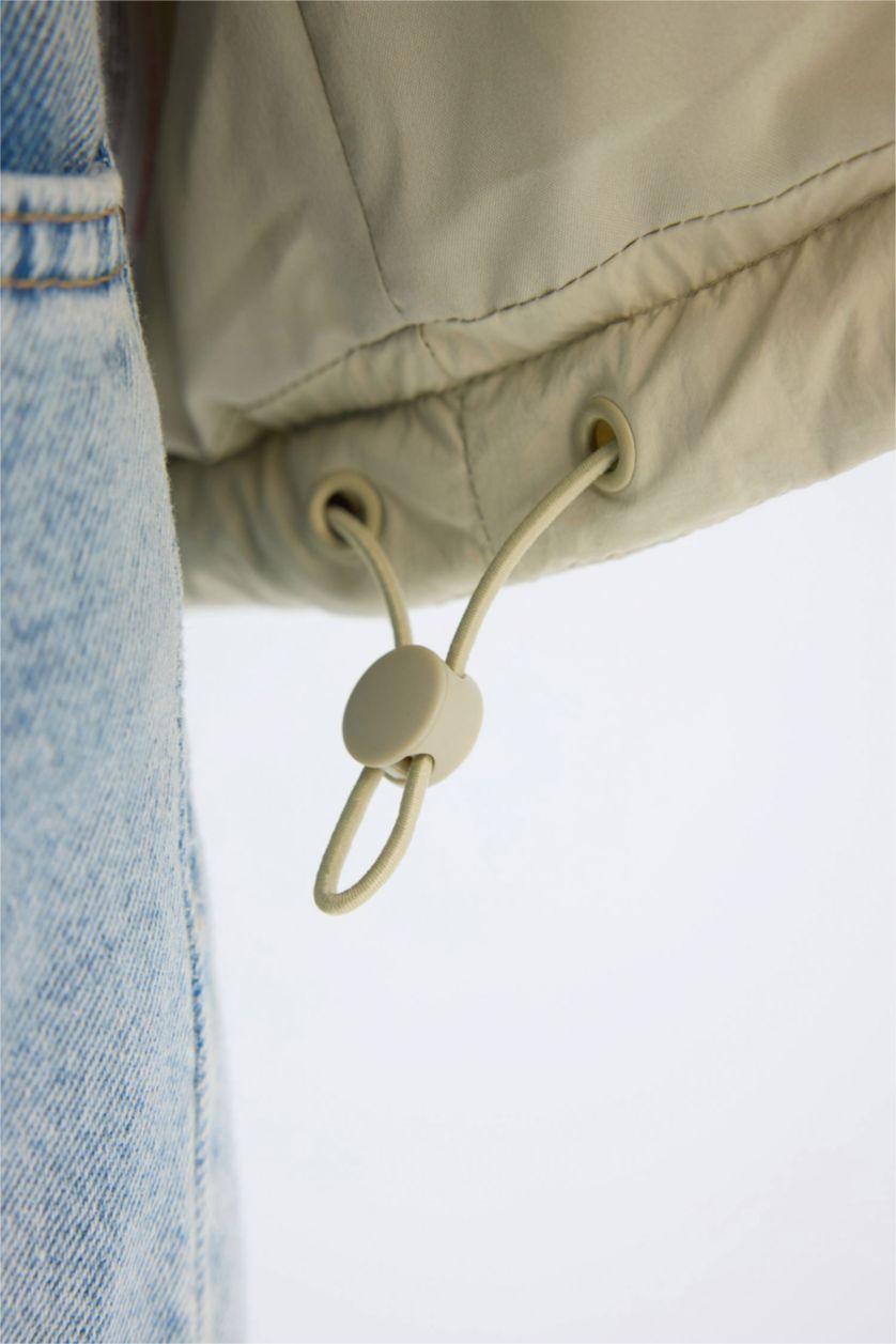 Kadın Mint Su Geçirmez Kapüşonlu Kapitoneli Cepli Fermuarlı Mont