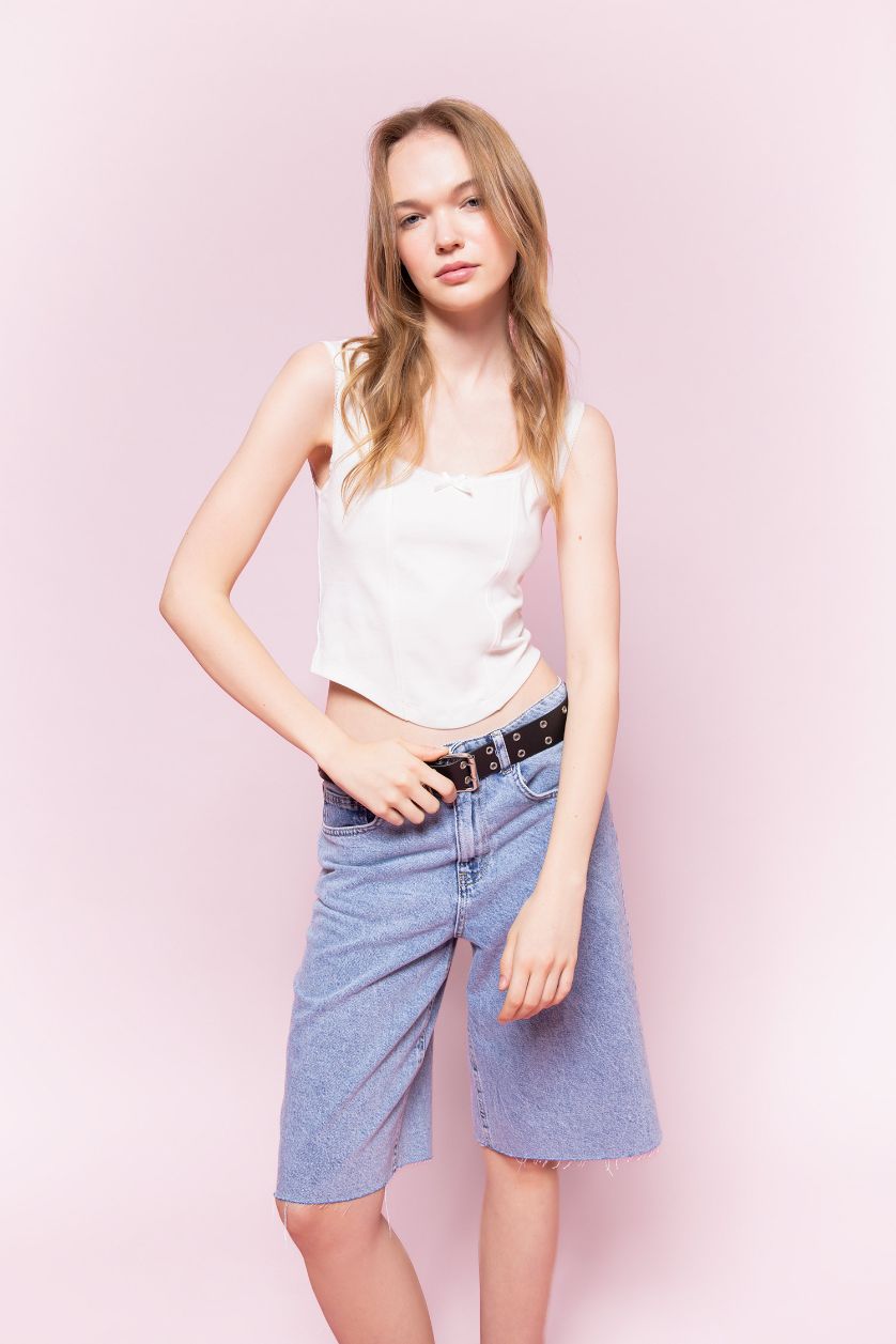 Woman Ecru Bengalin Sleeveless Blouse