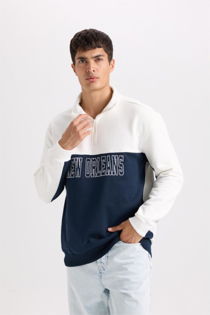 Erkek Ekru Relax Fit Dik Yaka Yarım Fermuarlı Baskılı Kalın Sweatshirt