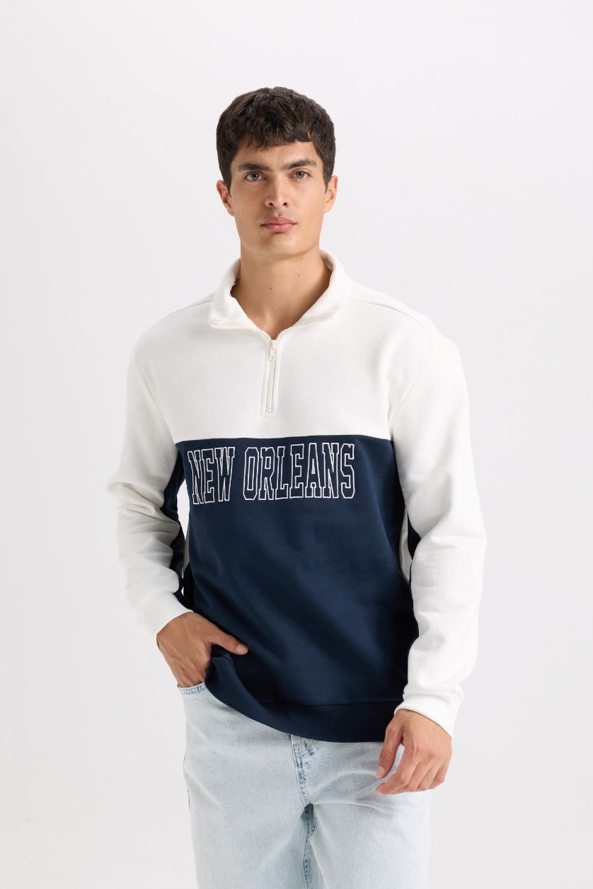 Erkek Ekru Relax Fit Dik Yaka Yarım Fermuarlı Baskılı Kalın Sweatshirt