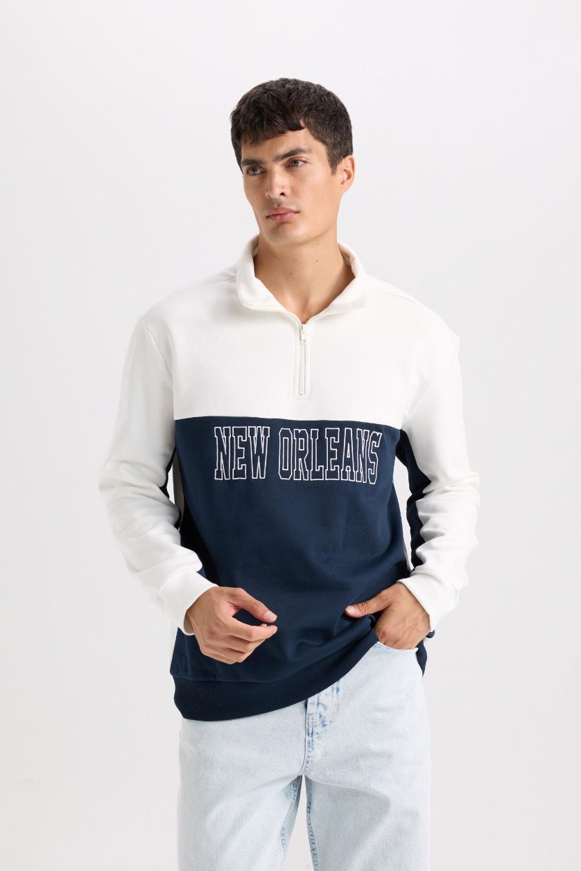 Erkek Ekru Relax Fit Dik Yaka Yarım Fermuarlı Baskılı Kalın Sweatshirt