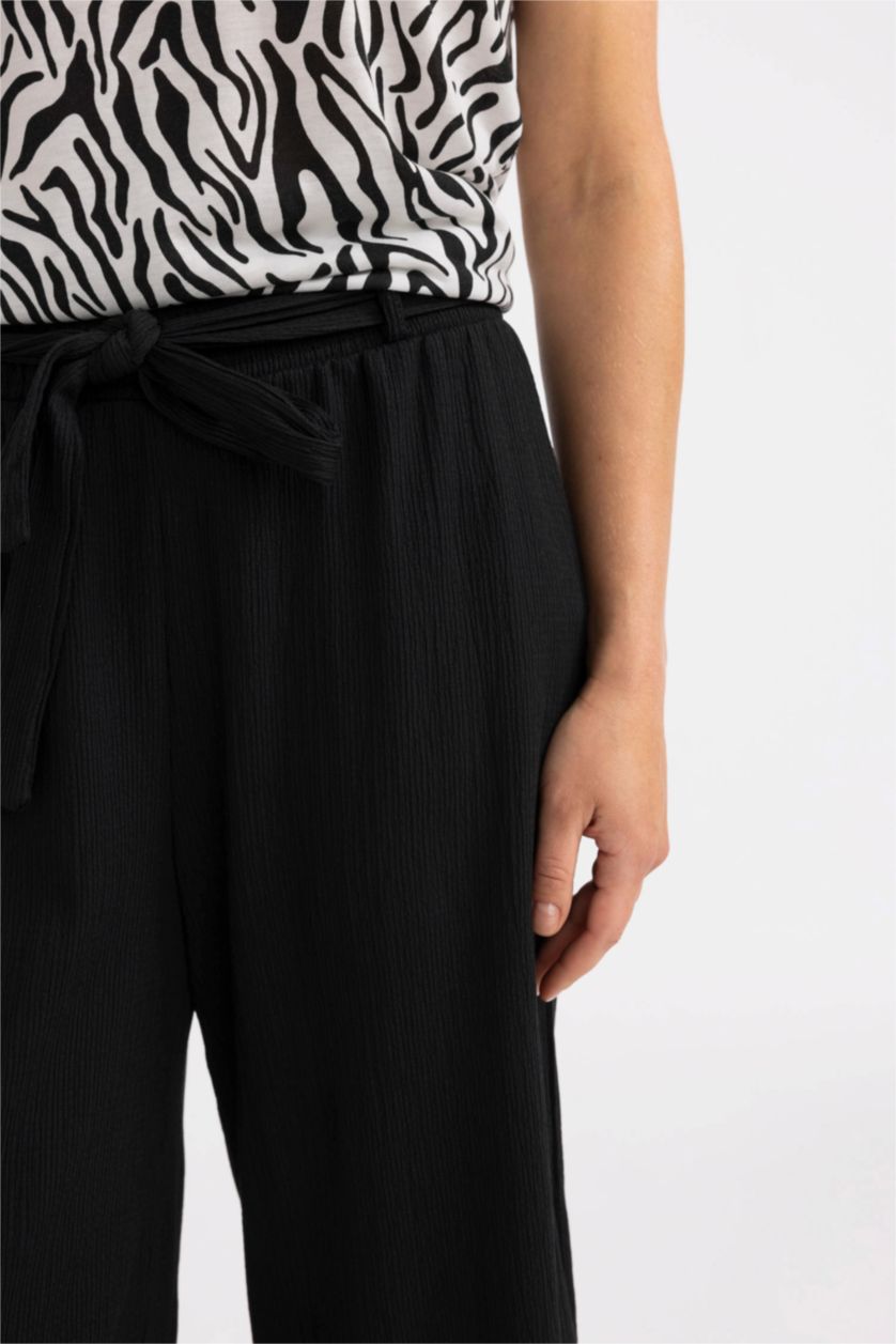 حريمي أسود كابري كولوت فيت برجل واسع